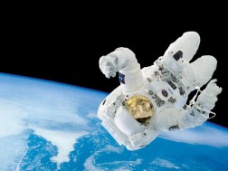 მთვარეზე