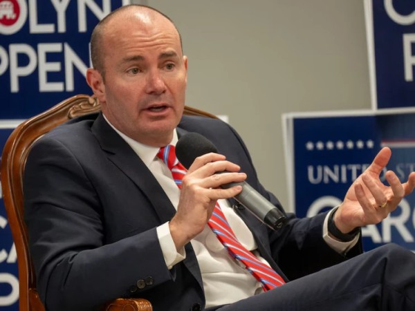 სენატორი მაიკ ლი