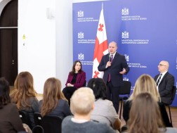  ზურაბ ჟვანიას სახელობის სახელმწიფო ადმინისტრირების სკოლას ახალი ხელმძღვანელი ჰყავს 