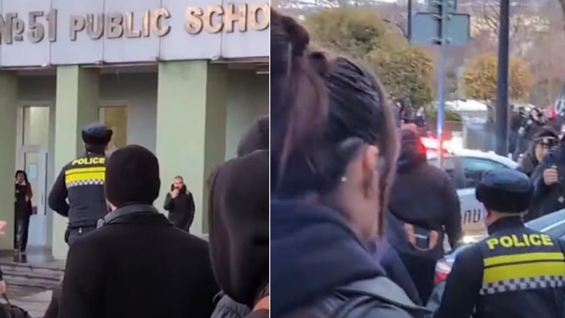 სკოლასთან