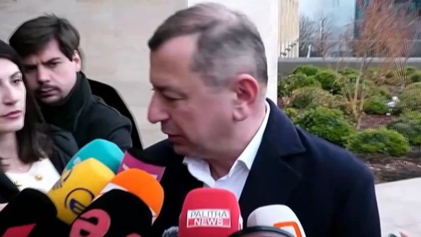 აკაკი ახვლედიან