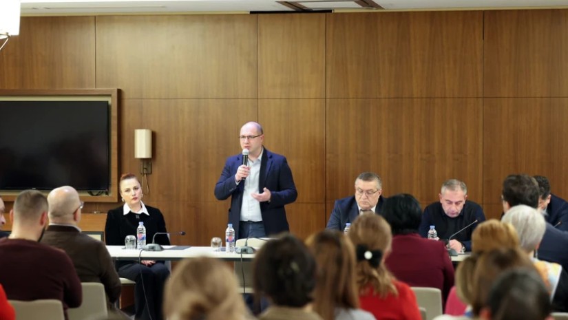 მიქანაძე