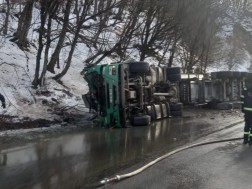 ტრაილერი გადაბრუნდა