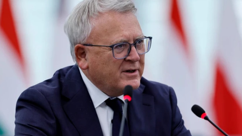 ნიკოლას შმიტი