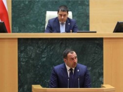 ირაკლი კირცხალია