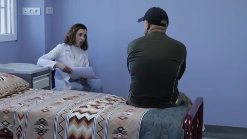 როგორ გამოიყურება სივრცე, სადაც ნარკოდამოკიდებულები თერაპიას გადიან