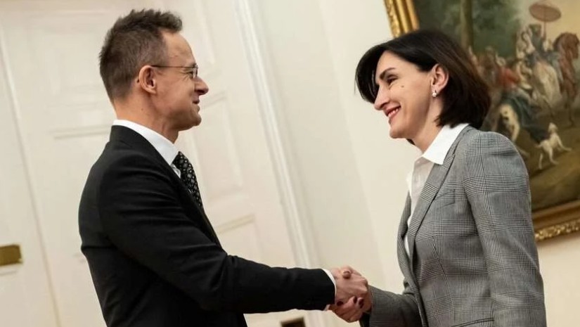 პიტერ სიიარტო მაკა ბოჭორიშვილი