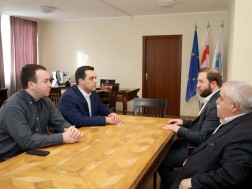 ვარლამ წიკლაური