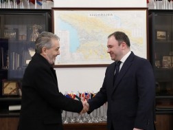 ნიკოლოზ სამხარაძე ისრაელის ელჩს შეხვდა