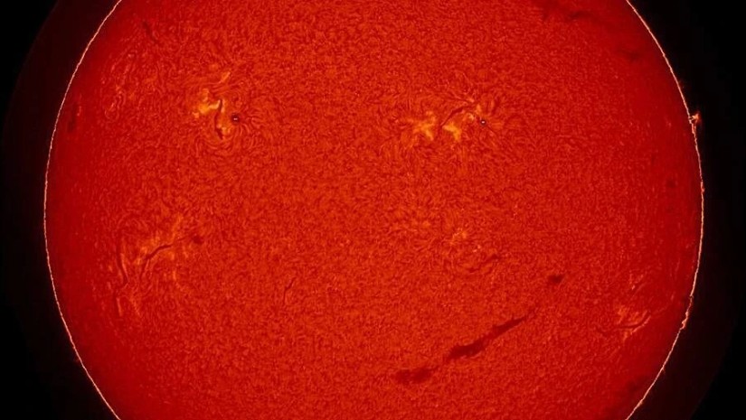 გაღიმებული მზე