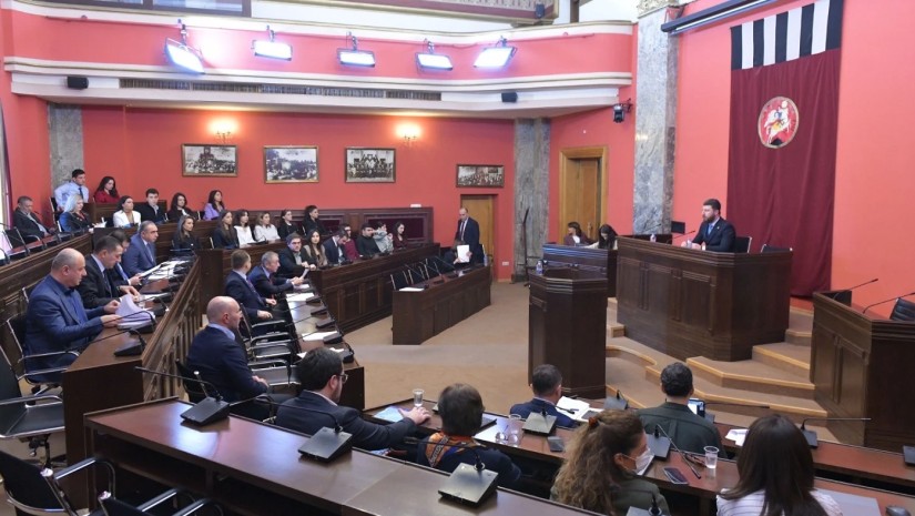 იურიდიულ საკითხთა კომიტეტმა „გრანტების შესახებ“ კანონში ცვლილებას მეორე მოსმენით მხარი დაუჭირა