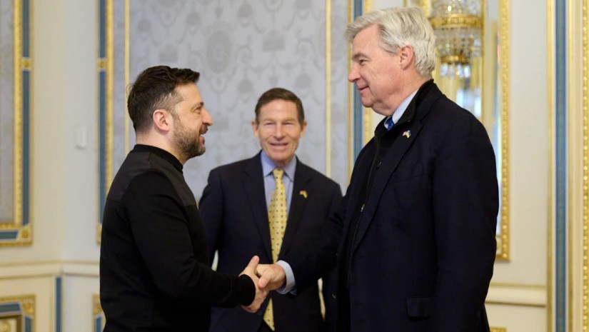 ზელენსკი ამერიკელ სენატორებს შეხვდა 