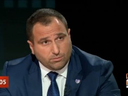 ირაკლი კირცხალია 