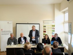 მუხურის მეფუტკრეობის ბაზაზე სანაშენე მეურნეობის სამართლებრივ საკითხებზე სემინარი გაიმართა