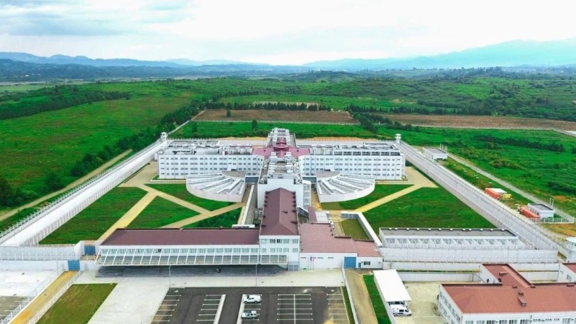 წამების პრევენციის ევროპული კომიტეტის შეფასებით, საქართველოს ციხეებში არასათანადო მოპყრობის შემთხვევა არ დაფიქსირებულა