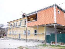 ქუთაისში მრავალბინიანი საცხოვრებელი სახლების ფასადების რეაბილიტაცია გრძელდება