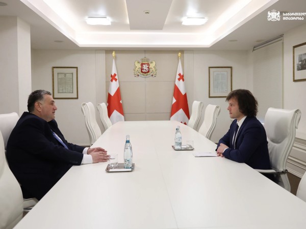 პლატონ კალმახელიძე