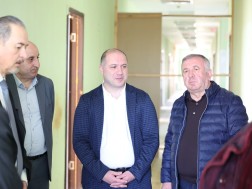 გივი მიქანაძე