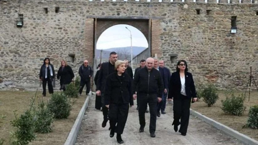 თინათინ რუხაძე