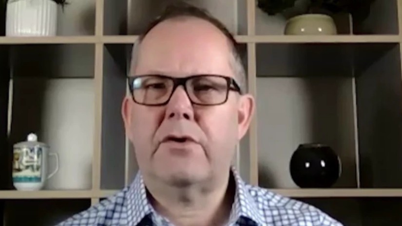 იან პრაუდი