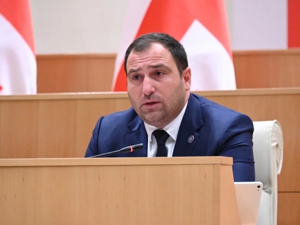 ირაკლი კირცხალია