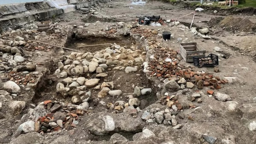 არტეფაქტები