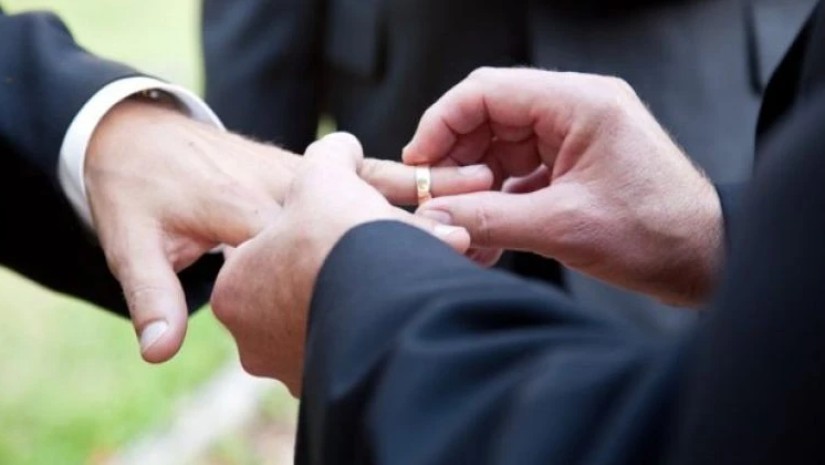 ასამართლომ ერთნაირსქესიანი უკრაინელი წყვილი ოჯახად აღიარა