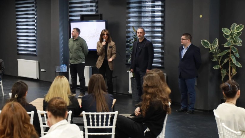 ნინო ლაცაბიძე