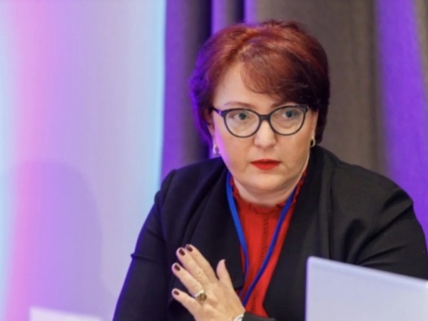 თინა ხიდაშელი