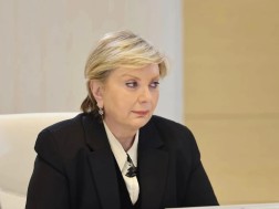 თინათინ რუხაძე