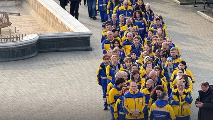 სასწრაფო დახმარების ექიმები