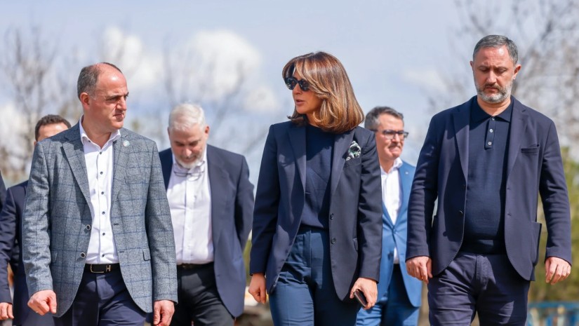 ნინო ლაცაბიძე