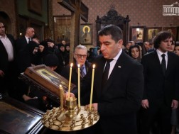 შალვა პაპუაშვილი