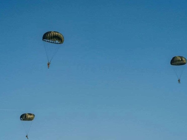პარაშუტი პარაშუტი