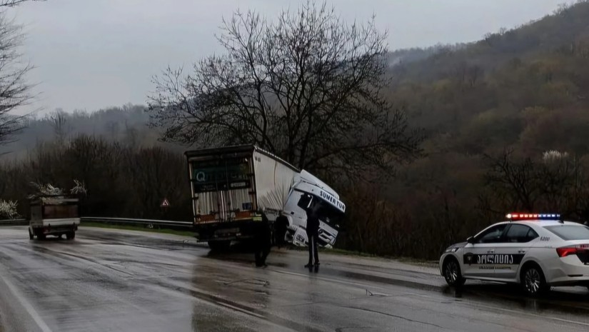 ავტოსაგზაო შემთხვევა ბაკურციხე-თბილისის გზაზე