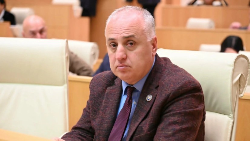 დიმტირი ხუნდაძე