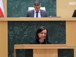 ირინე წაქაძე