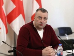 რატი იონათამიშვილი