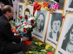 ალან პერსელმა 9 აპრილს დაღუპულთა ხსოვნას პატივი მიაგო ალან პერსელმა 9 აპრილს დაღუპულთა ხსოვნას პატივი მიაგო