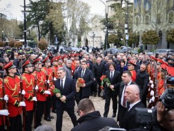 შალვა პაპუაშვილი