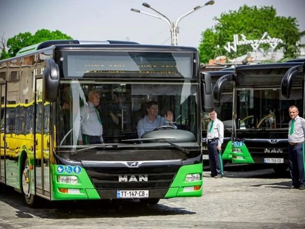 ავტობუსი