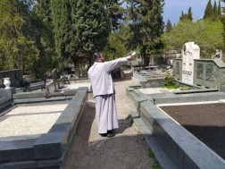 საფლავების კურთხევა საფლავების კურთხევა