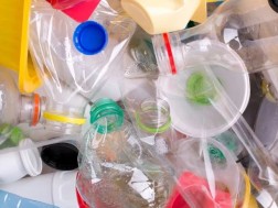 პლასტმასა