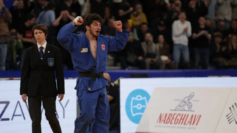 მაისურაძე