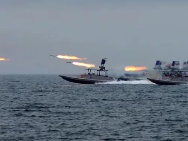 ირანმა აშშ-ის გემებზე დრონებით იერიში მიიტანა