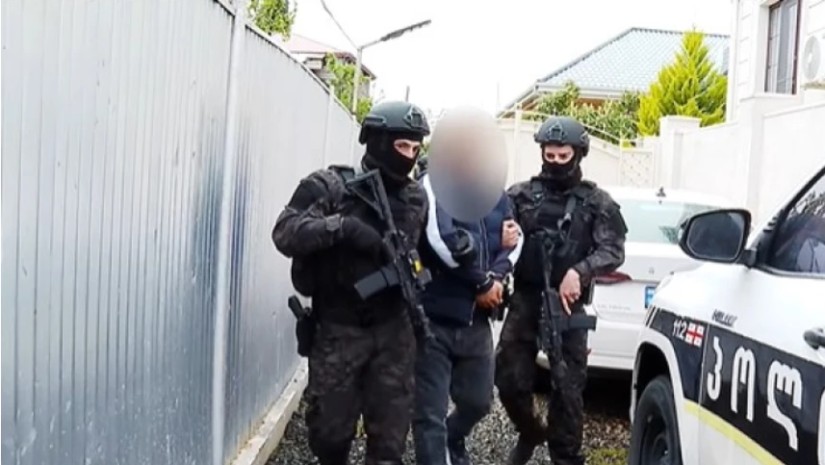 დაკავება