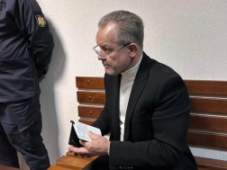 ვლად პლახატნიუკი