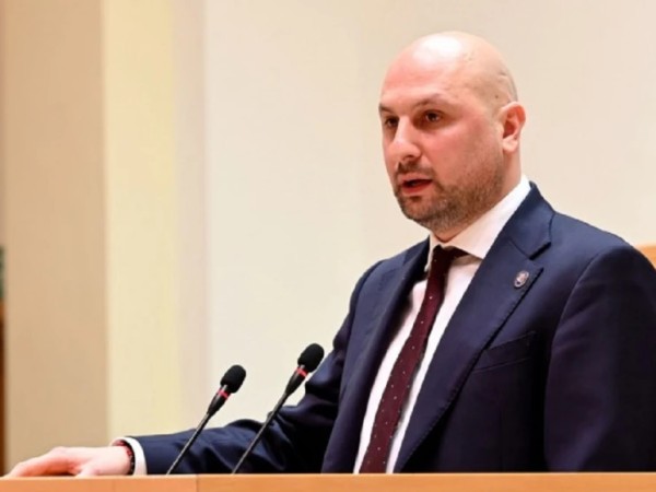 ირაკლი ხელაძე