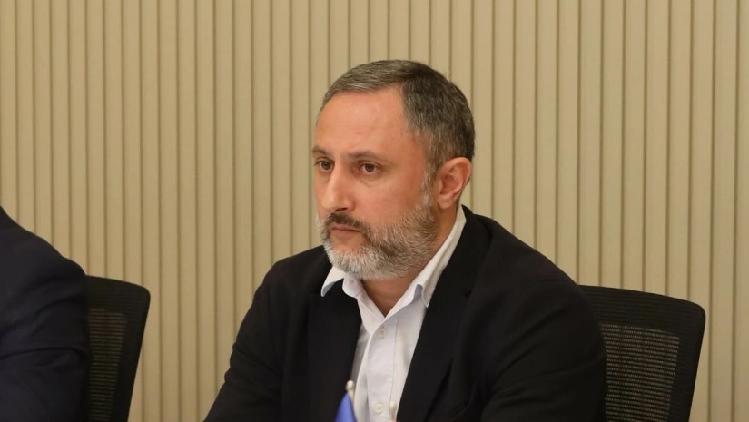 მნიშვნელოვანია გავაჟღეროთ ბოლო პერიოდში ჩვენი გუნდის და  ფრაქცია ,,ქართული ოცნების” მიერ განხორციელებული პროექტები რომლებიც  ქალაქის განვითარებას ემსახურება - რუსთავის საკრებულოს თავმჯდომარე