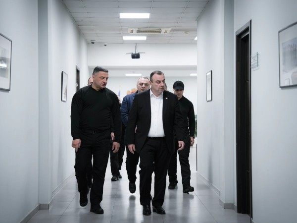 ფინანსთა